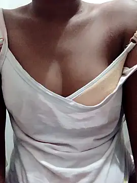 Snapshot of naughtyreva chatting on March 19, 4:25 am naughtyreva online show from March 19, 4:25 am