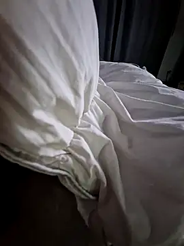 Snapshot of Smokeym123 chatting on October 3, 11:13 pm Smokeym123 online show from October 3, 11:13 pm