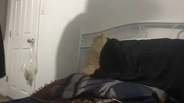 Snapshot of hami513 chatting on October 12, 12:09 am hami513 online show from October 12, 12:09 am