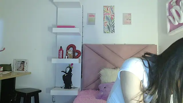 eva sin18 online show from March 24, 11:10 pm