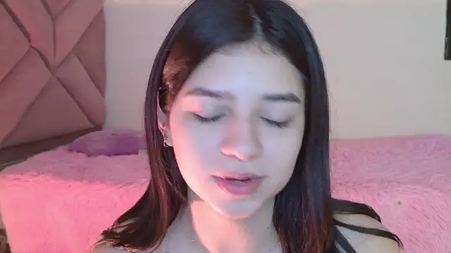 Snapshot of eva_sin18 chatting on June 24, 11:26 pm eva sin18 online show from June 24, 11:26 pm
