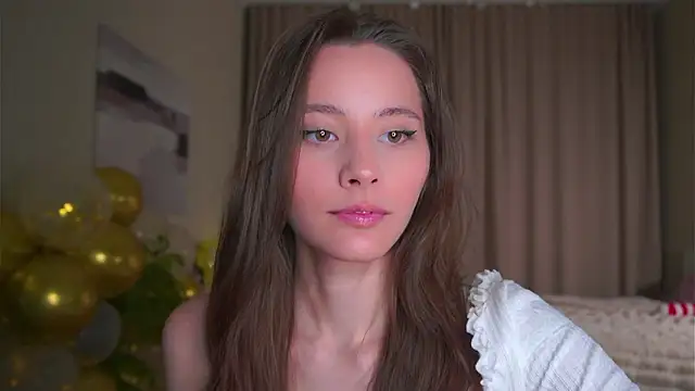 EditaBails online show from March 19, 7:18 pm