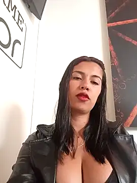 Snapshot of Nathaly_12 chatting on June 30, 3:57 pm Nathaly 12 online show from June 30, 3:57 pm