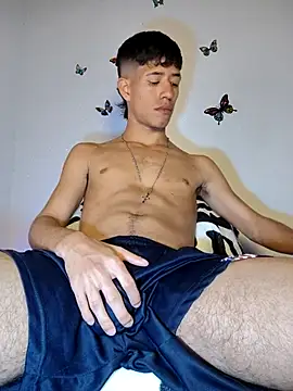 dareck 18 online show from March 26, 11:54 pm