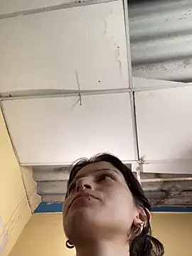 Snapshot of val_zx chatting on September 21, 3:35 pm val zx online show from September 21, 3:35 pm