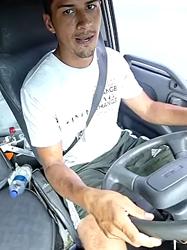 Snapshot of piterr_hot chatting on March 20, 5:24 am piterr hot online show from March 20, 5:24 am