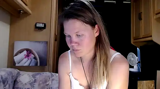 Snapshot of CallMeMaria chatting on December 26, 2:05 pm CallMeMaria online show from December 26, 2:05 pm