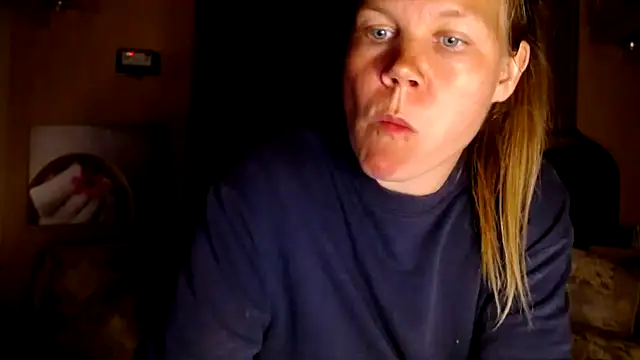 Snapshot of CallMeMaria chatting on January 13, 7:10 pm CallMeMaria online show from January 13, 7:10 pm