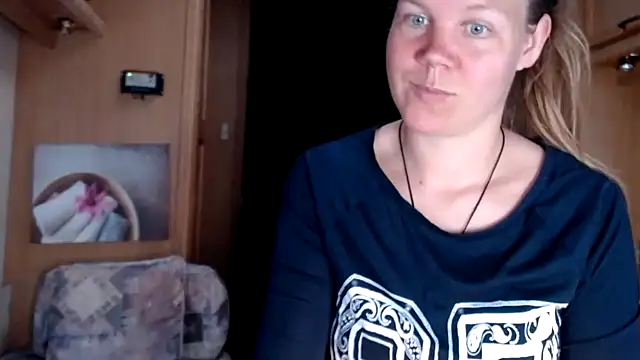 Snapshot of CallMeMaria chatting on January 14, 12:56 pm CallMeMaria online show from January 14, 12:56 pm