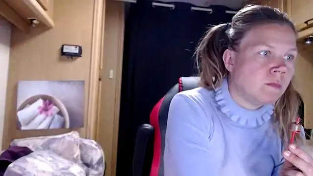 Snapshot of CallMeMaria chatting on January 16, 2:19 pm CallMeMaria online show from January 16, 2:19 pm