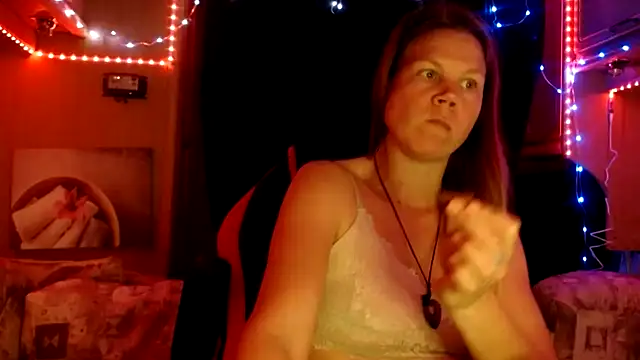 Snapshot of CallMeMaria chatting on January 24, 8:00 pm CallMeMaria online show from January 24, 8:00 pm