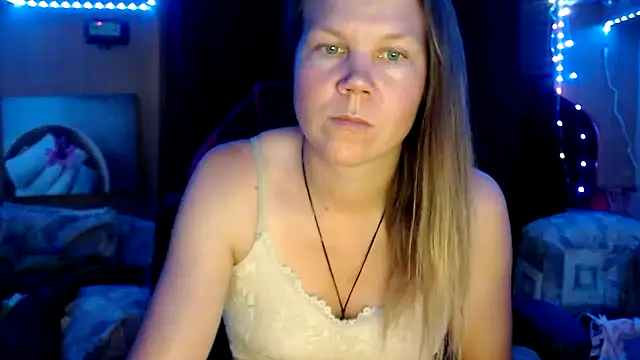 Snapshot of CallMeMaria chatting on January 28, 8:36 pm CallMeMaria online show from January 28, 8:36 pm