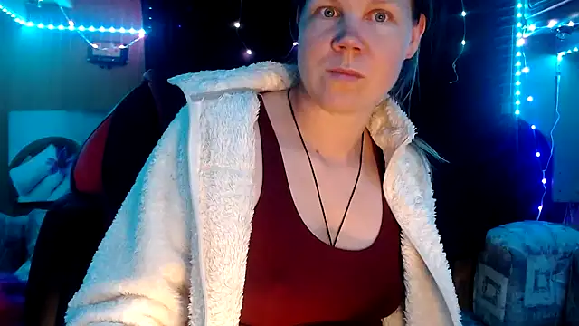 Snapshot of CallMeMaria chatting on February 26, 9:48 pm CallMeMaria online show from February 26, 9:48 pm