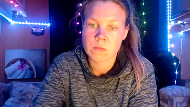 Snapshot of CallMeMaria chatting on February 27, 8:20 pm CallMeMaria online show from February 27, 8:20 pm