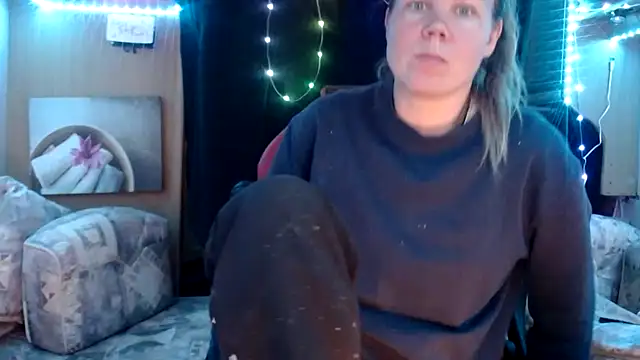 Snapshot of CallMeMaria chatting on March 13, 11:51 am CallMeMaria online show from March 13, 11:51 am