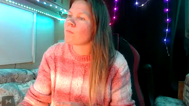 Snapshot of CallMeMaria chatting on March 18, 7:31 pm CallMeMaria online show from March 18, 7:31 pm