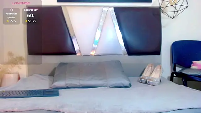 alexsandra kiss online show from November 25, 11:10 am