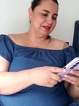 michellrodriguez online show from February 21, 9:05 pm