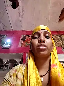 Snapshot of Hotty-Nidhi chatting on October 8, 3:04 am Hotty-Nidhi online show from October 8, 3:04 am