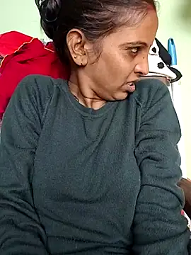 Hotty-Nidhi online show from November 17, 6:19 am