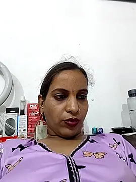 Hotty-Nidhi online show from July 8, 5:39 pm