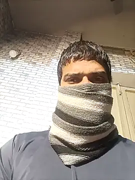 Snapshot of goluaryan chatting on November 13, 6:07 pm goluaryan online show from November 13, 6:07 pm