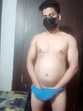 Snapshot of goluaryan chatting on February 21, 6:31 pm goluaryan online show from February 21, 6:31 pm