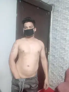 Snapshot of goluaryan chatting on February 27, 9:53 am goluaryan online show from February 27, 9:53 am