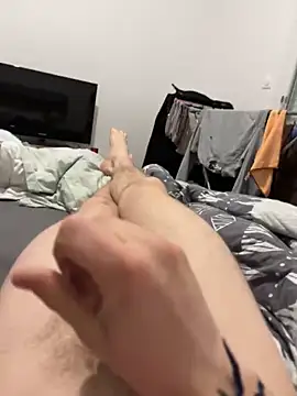 Snapshot of perpignan6659 chatting on March 18, 4:47 am perpignan6659 online show from March 18, 4:47 am