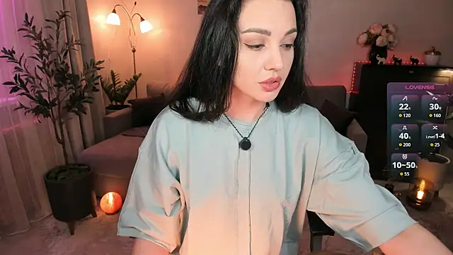 Snapshot of Viki_Bellson chatting on May 17, 7:21 pm Viki Bellson online show from May 17, 7:21 pm