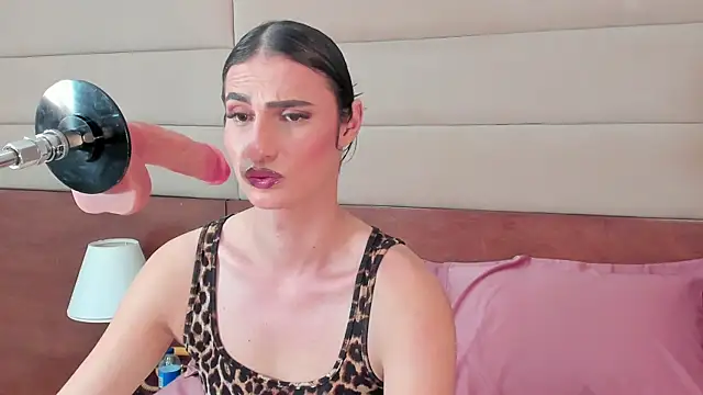 shantall skinny online show from October 19, 3:40 am