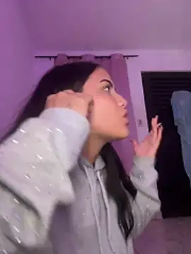 iamsara 21 online show from April 18, 7:01 am