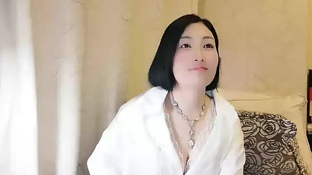 Rachel-6600 online show from April 15, 2:13 pm