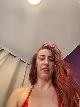 Snapshot of SusieandLacey chatting on June 24, 8:57 am SusieandLacey online show from June 24, 8:57 am