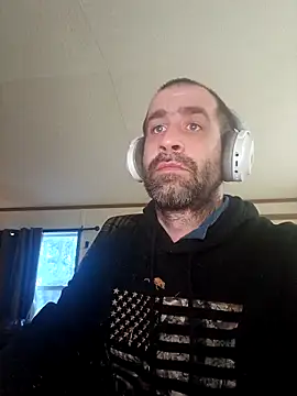 Snapshot of mayg chatting on January 15, 10:35 pm mayg online show from January 15, 10:35 pm