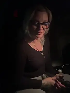 Curvy-Cleo online show from October 26, 10:36 pm