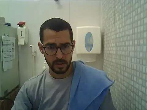 Snapshot of pdasgyn chatting on September 24, 1:14 pm pdasgyn online show from September 24, 1:14 pm