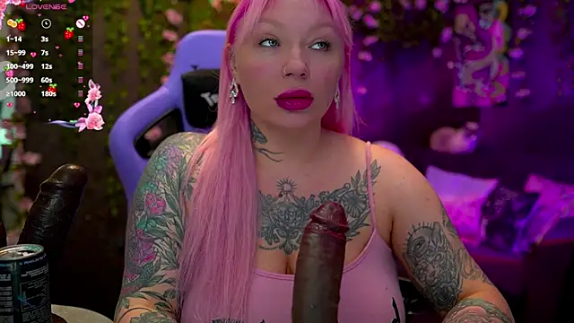 Snapshot of BlackedBarbie chatting on September 24, 12:52 pm BlackedBarbie online show from September 24, 12:52 pm