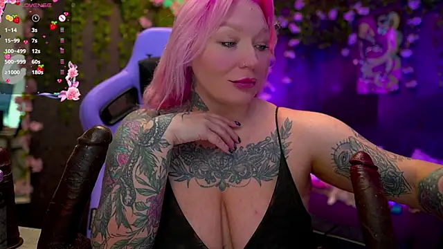 Snapshot of BlackedBarbie chatting on September 26, 12:09 pm BlackedBarbie online show from September 26, 12:09 pm