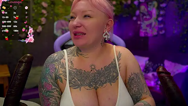 Snapshot of BlackedBarbie chatting on October 29, 7:26 pm BlackedBarbie online show from October 29, 7:26 pm