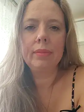 Snapshot of Irina3718 chatting on October 19, 11:44 am Irina3718 online show from October 19, 11:44 am
