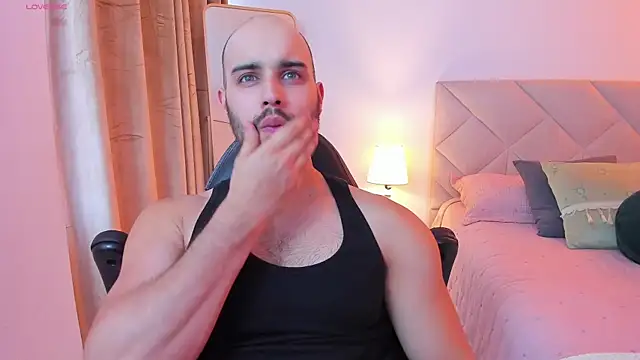 Snapshot of Chris_Alzate chatting on September 12, 10:10 pm Chris Alzate online show from September 12, 10:10 pm