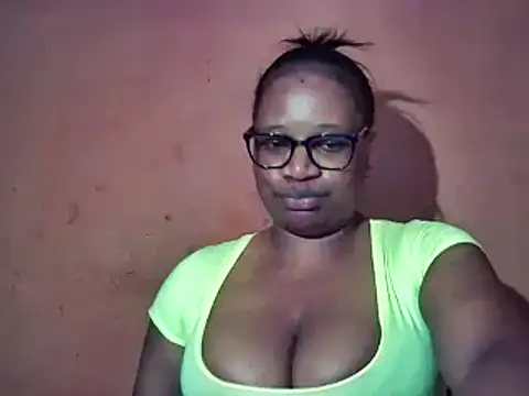Snapshot of sexyamanda_ chatting on February 11, 5:18 pm sexyamanda online show from February 11, 5:18 pm