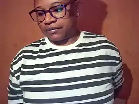 Snapshot of sexyamanda_ chatting on June 25, 8:13 pm sexyamanda online show from June 25, 8:13 pm