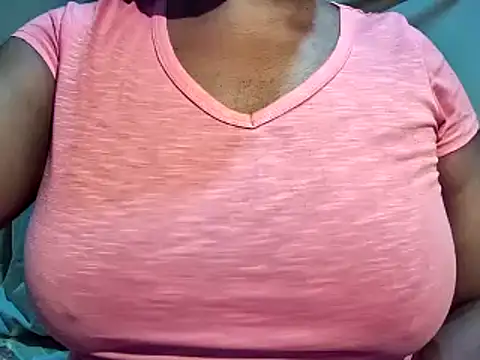 Snapshot of sexyamanda_ chatting on July 4, 6:58 pm sexyamanda online show from July 4, 6:58 pm