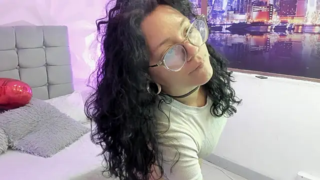 jenn cg online show from March 30, 9:49 pm