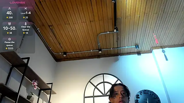 Snapshot of labrinthteasing chatting on October 10, 3:44 pm labrinthteasing online show from October 10, 3:44 pm