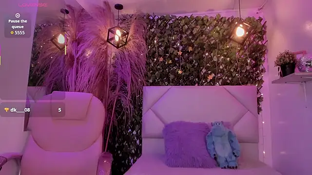 Abby Piink online show from January 18, 5:44 am