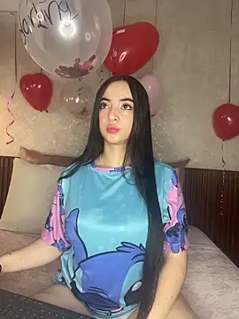 alisonnwalker2025 online show from February 17, 12:56 pm