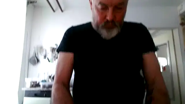 Berg Boy online show from February 15, 9:41 am